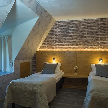 Joensuun Tilan Paeaerakennus Bed & Breakfast Soderkulla (Helsinki)