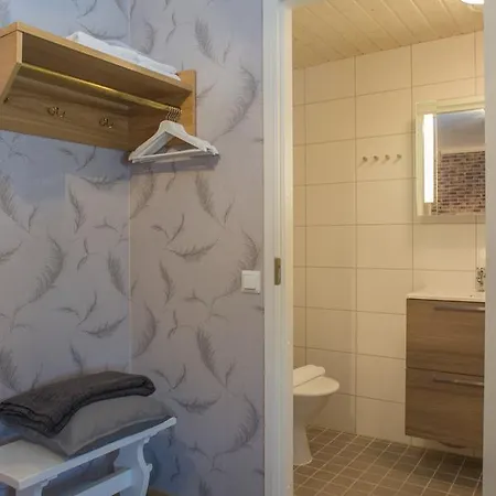 Joensuun Tilan Paeaerakennus Bed & Breakfast 3*