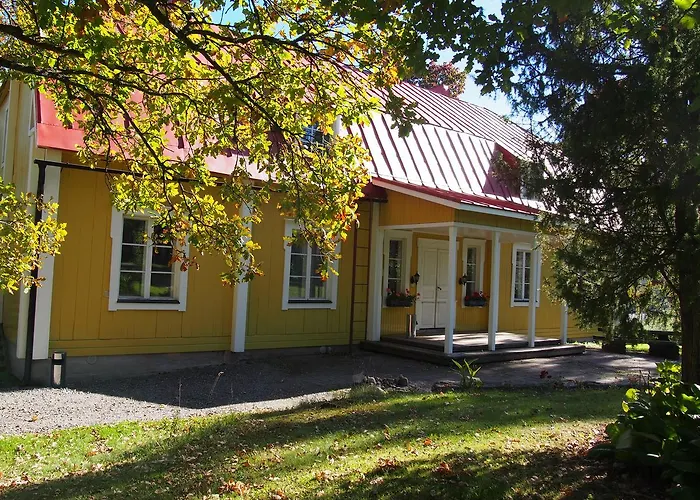 Joensuun Tilan Paeaerakennus Frühstückspension