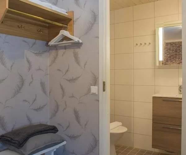 Joensuun Tilan Paeaerakennus Bed & Breakfast 3*