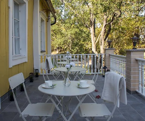 Bed & Breakfast Joensuun Tilan Paeaerakennus 3*